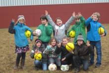 Das Engagement der Kinder der Grundschule Süd hatte Erfolg – sie haben wieder einen Bolzplatz.